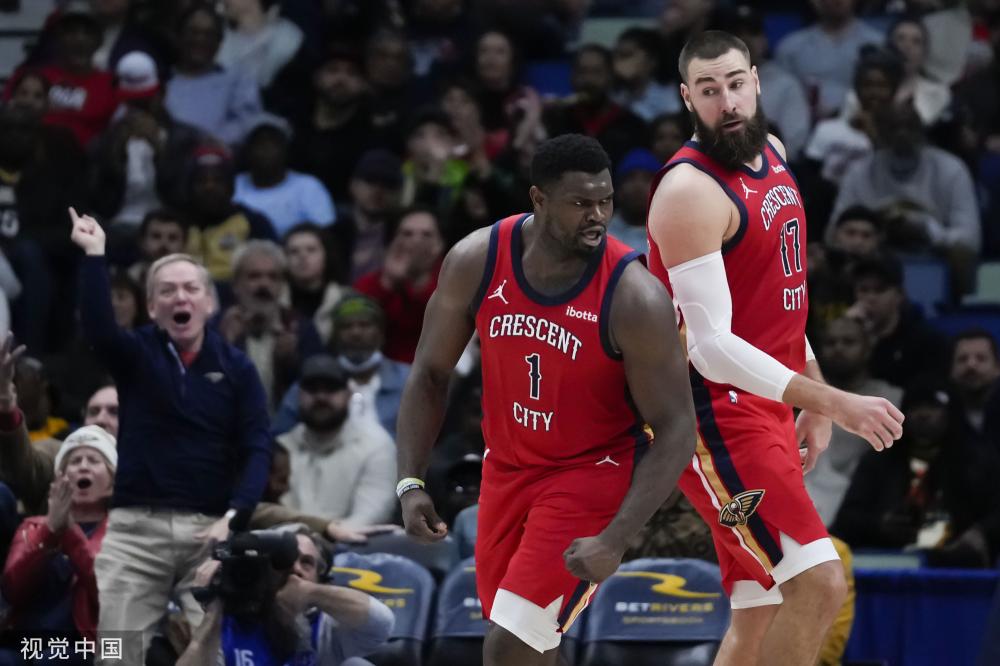 凭借其在中 凭借其在中